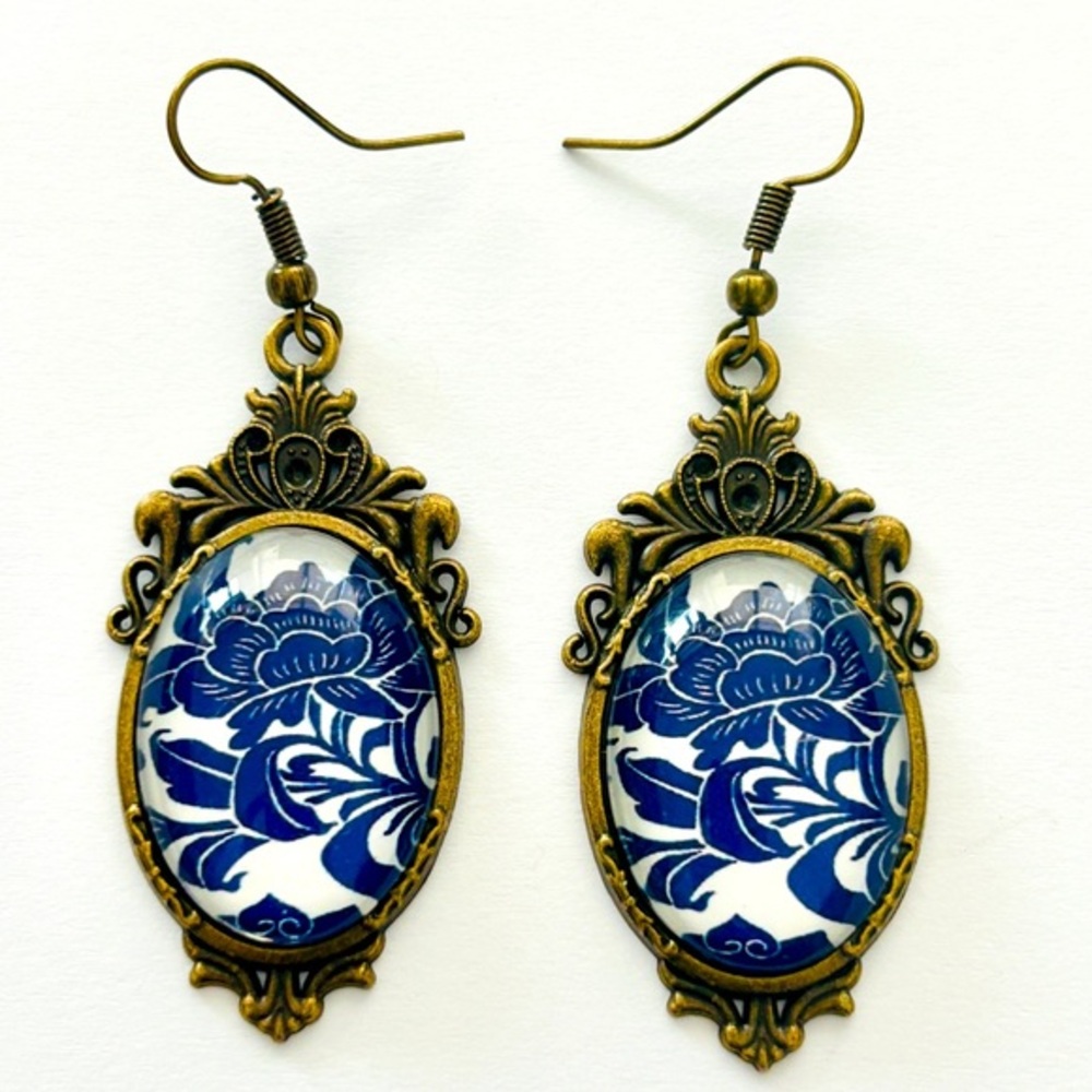 Victorian Style White and Blue Floral Print Earrings, NWT